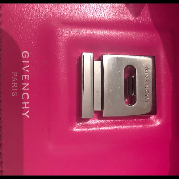 Givenchy bright pink bag - Picture 4 of 9
